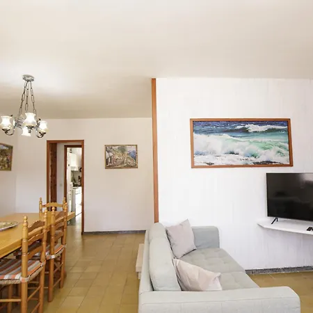 Casa En Lescala Costa Brava Holiday home